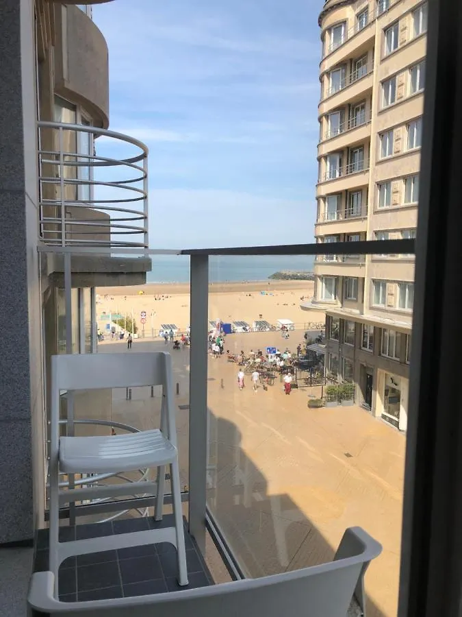 Modern Apartment At 2 Steps From Beach Ostenda
